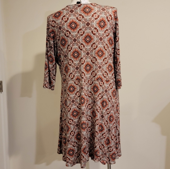 Rue 21 Mandala Medallion Print Dress - Lace UP, Stretch, 3/4 sleeves - Picture 4 of 9